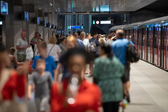 amsterdamse ov opgeschud door noord zuidlijn
