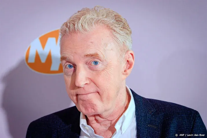 andre van duin doet aangifte van afdreiging