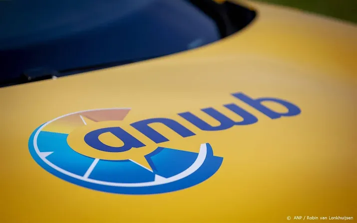 anwb begonnen met noodreparaties autos bij gardameer