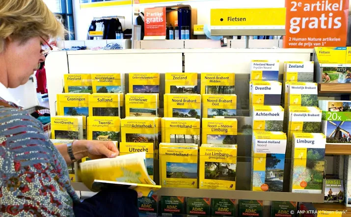 anwb sluit winkels wegenwacht en alarmcentrale werken door