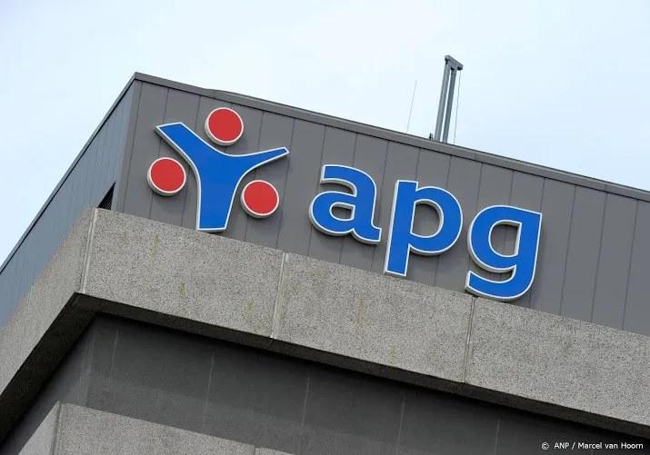 apg bestuursvoorzitter van olphen kondigt vertrek aan