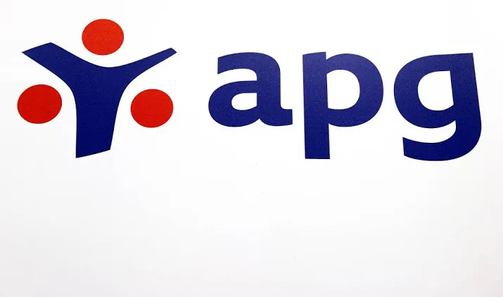 apg koopt zich in bij tolweguitbater spanje