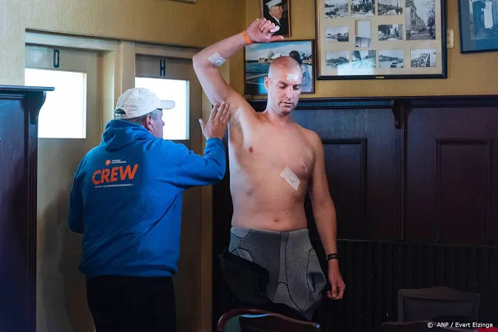 applaus voor maarten aan eind trainingstocht