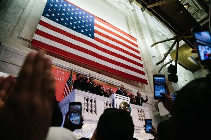 apple blikvanger bij opening wall street