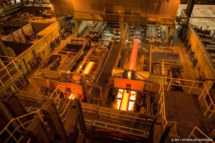 arcelormittal wil tijdelijk van deel personeel in spanje af