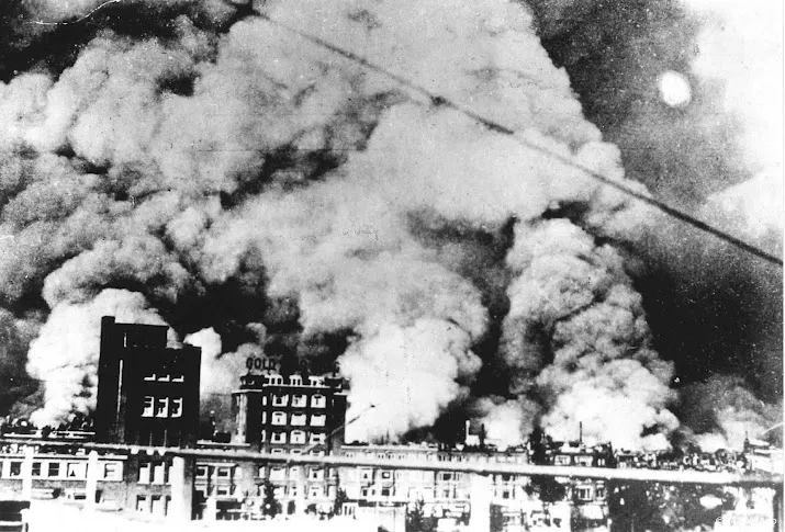 archief rotterdam vindt namen honderden slachtoffers bombardement