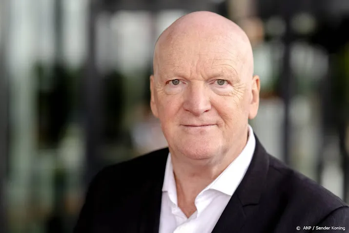 arnold karskens rapport npo ombudsman snijdt geen hout