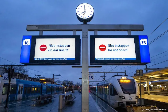 arriva geen treinen op vechtdallijnen door staking streekvervoer