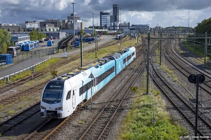 arriva wil meer dan twintig trajecten van ns overnemen