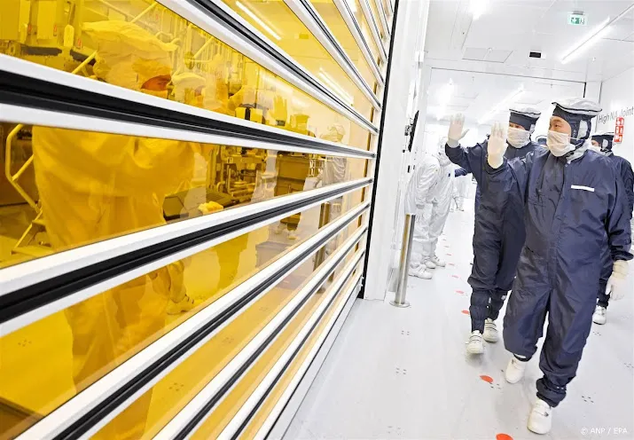 asml ziet omzet met 30 procent stijgen tot 276 miljard in 2023