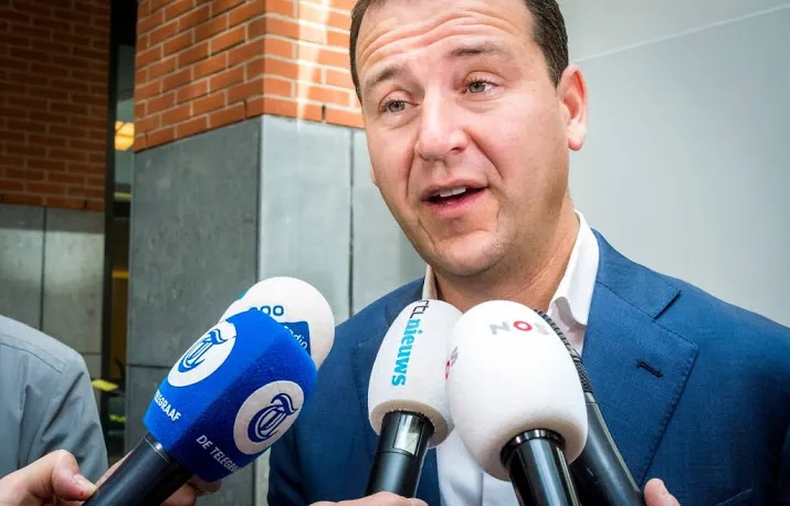 asscher wil memos dividendtaks vandaag nog