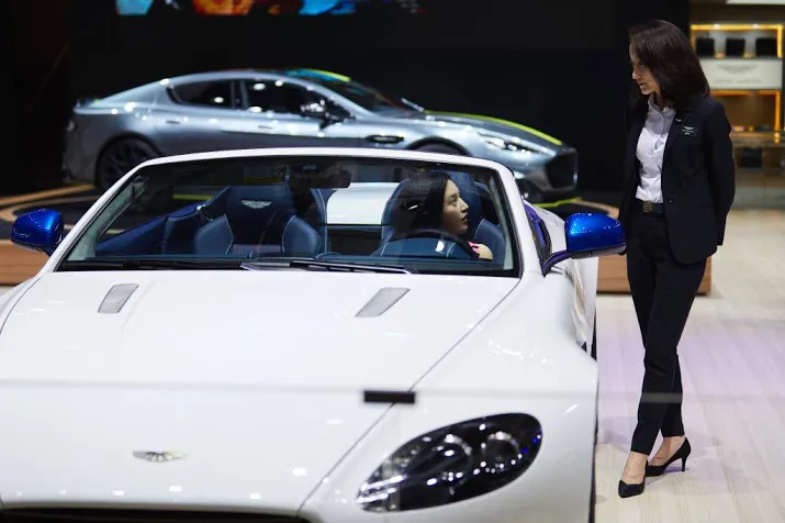 aston martin miljarden waard bij beursgang