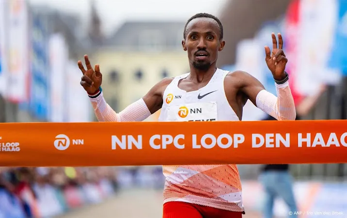 atleet nageeye loopt record op halve marathon in den haag