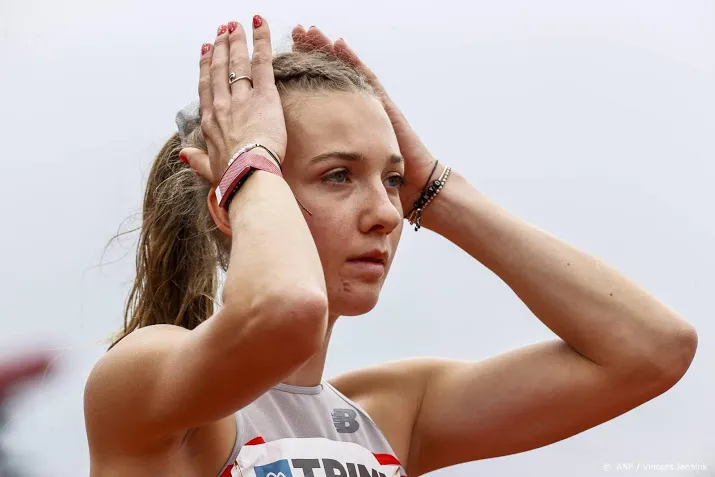 atlete bol wint met overmacht 400 meter horden in diamond league