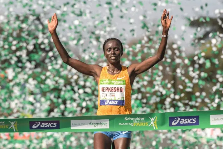 atlete jepkesho wint ondanks inzinking