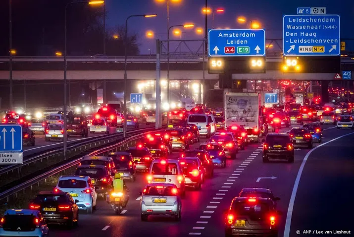 autobranche pleit voor kilometerheffing om co2 doelen te halen