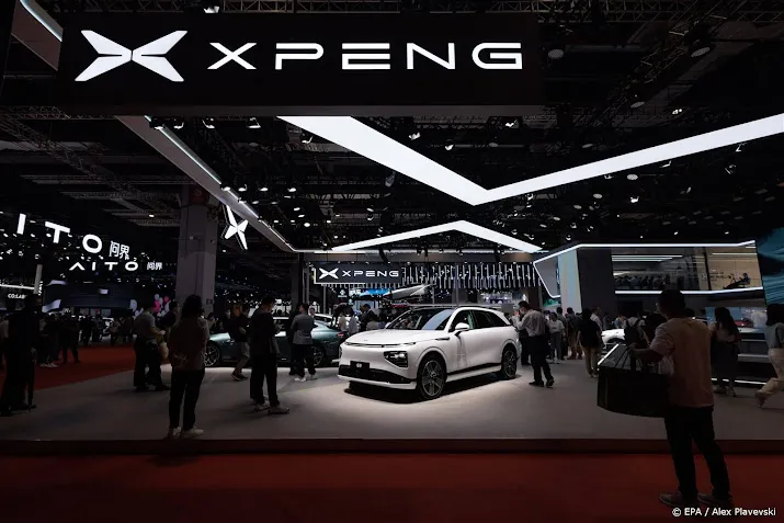 automaker xpeng onderuit op fors lagere beurs hongkong