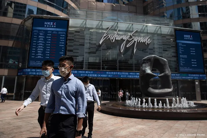 autotak chinese evergrande stijgt flink op beurs in hongkong