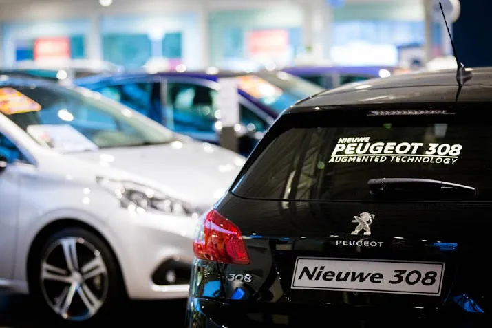 autoverkopen duidelijk in de lift