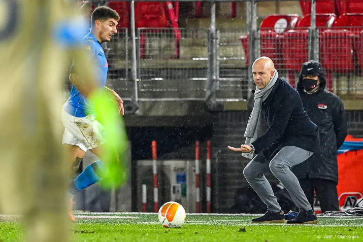 az ontslaat trainer slot pascal jansen maakt seizoen af
