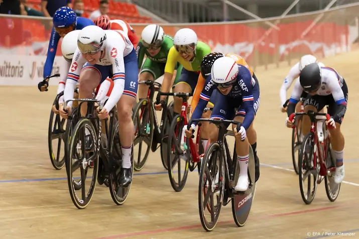 baanploeg snelt naar twee gouden medailles op openingsdag ek