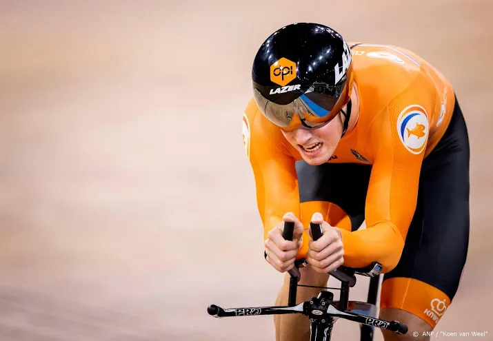 baanrenner ligtlee stelt kandidatuur wk titel op km tijdrit