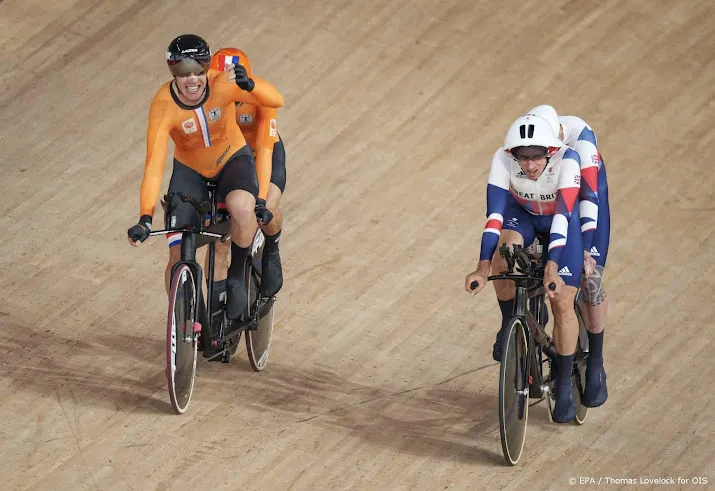 baanrenners bangma en bos pakken paralympisch goud