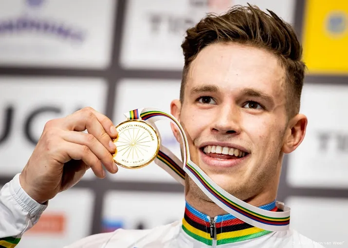 baansprinter lavreysen op jacht naar derde wk titel in berlijn