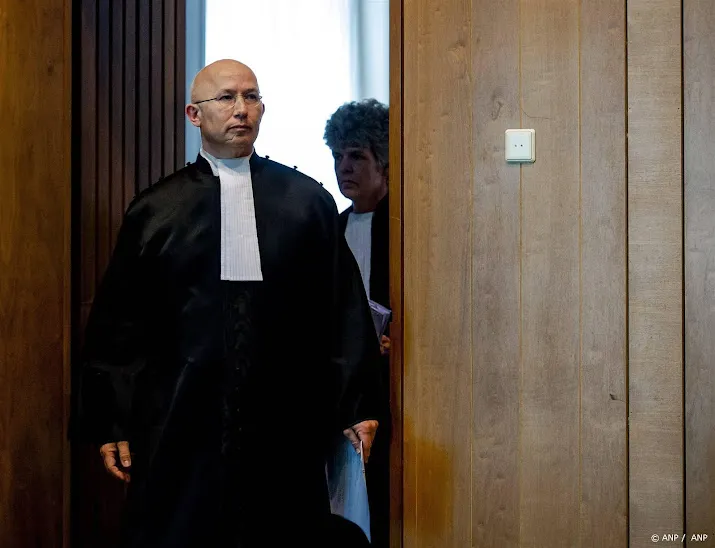 baas om activisten beter thee brengen dan strafrecht erbij halen