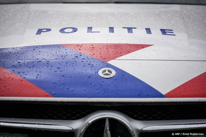 baby in auto gevonden in rotterdam later overleden