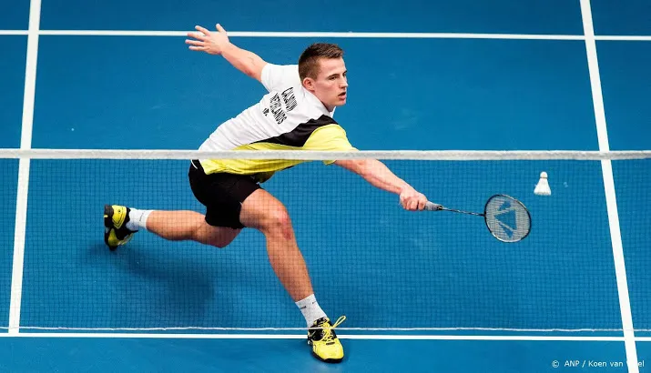 badmintonners zonder bondscoach richting tokio