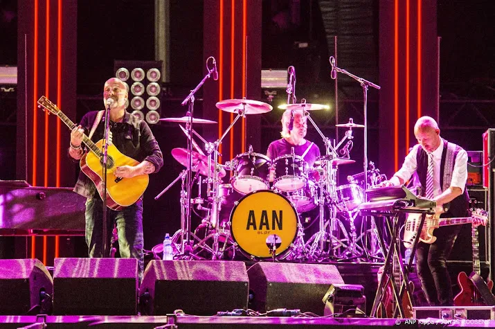 bandleden blof bij jubileumfeest koninklijk onderscheiden