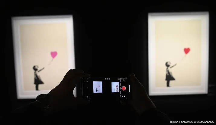 banksy maakte serie kunstwerken aan britse kust