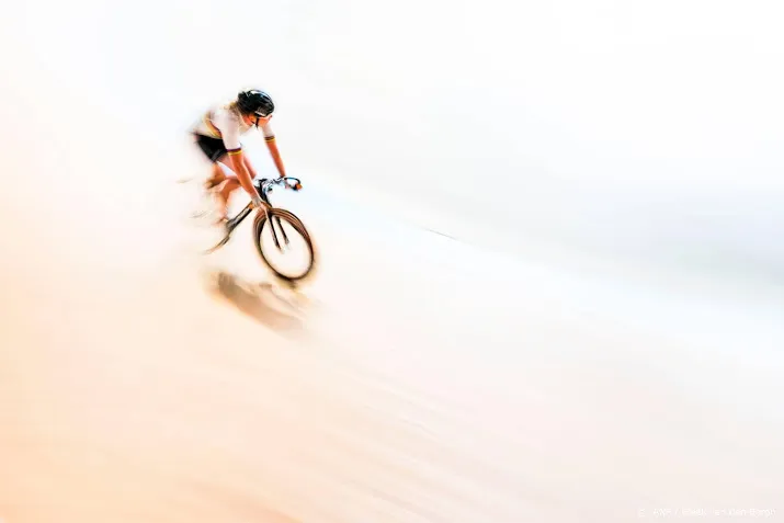 barker houdt wild van wereldtitel scratch af