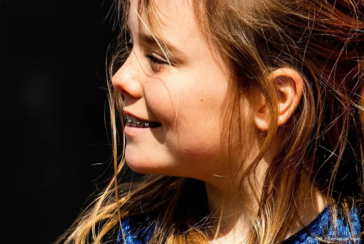 basisschool zwaait prinses ariane uit