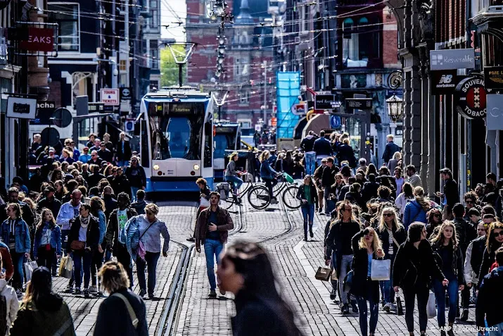 basisschoolkinderen amsterdam mogen 4 maanden gratis met het ov