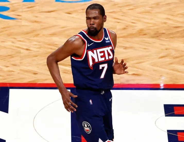 basketballer durant zet record neer met 51 punten in nba