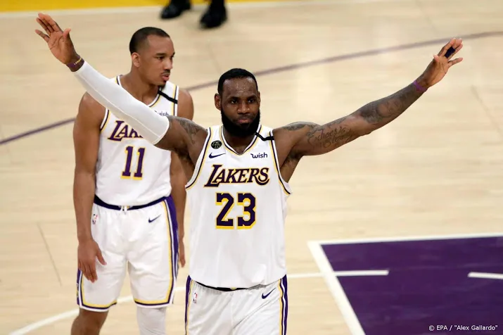 basketballer lebron james op dreef bij la lakers