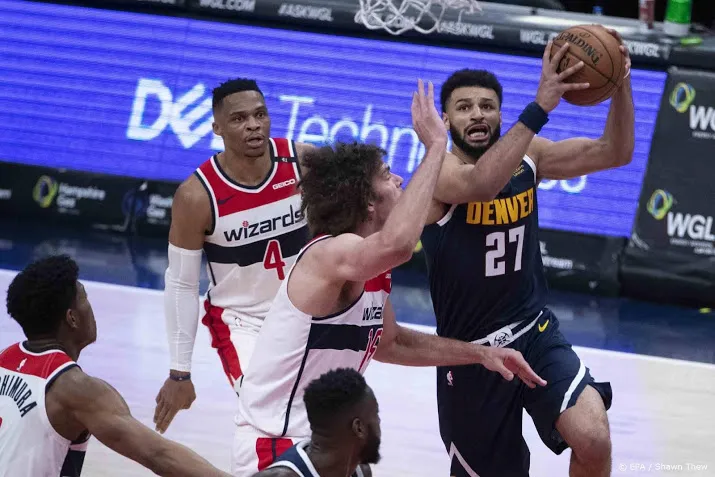 basketballer murray leidt met 50 punten nuggets langs cavaliers