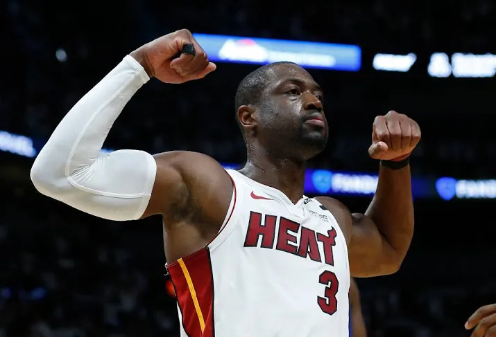 basketballer wade gaat nog een jaar door