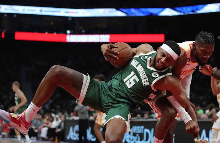 basketballers bucks behouden ongeslagen status in nba