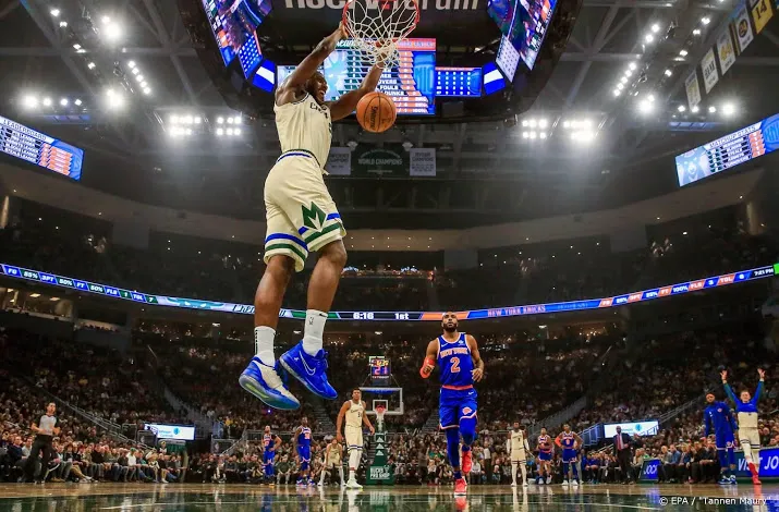 basketballers bucks onstuitbaar