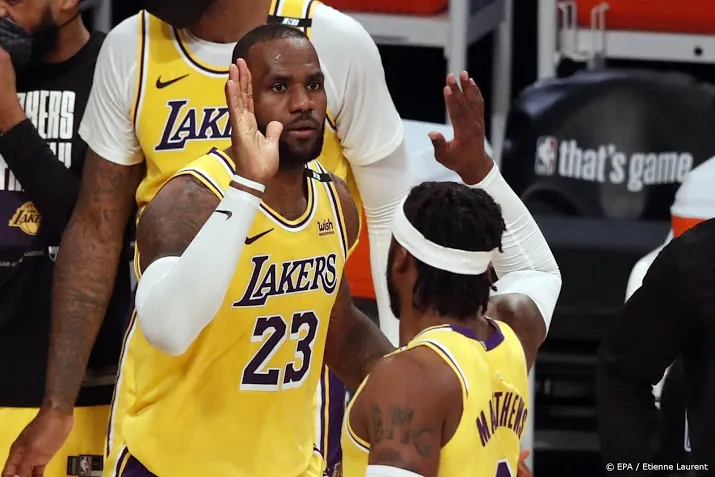 basketballers la lakers in problemen na nederlaag