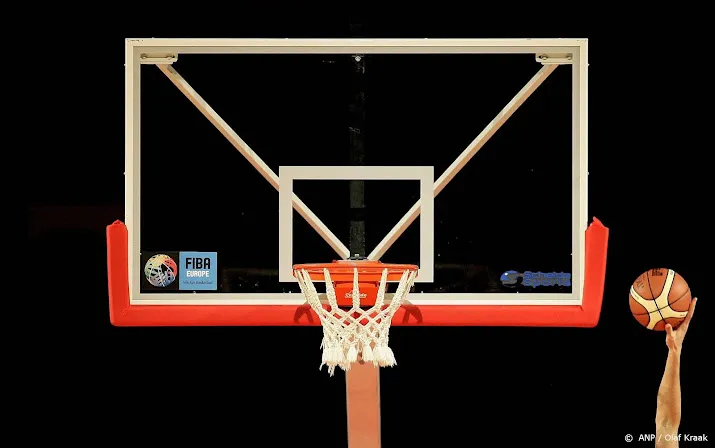 basketballers phoenix suns beginnen nba seizoen met inhaalrace
