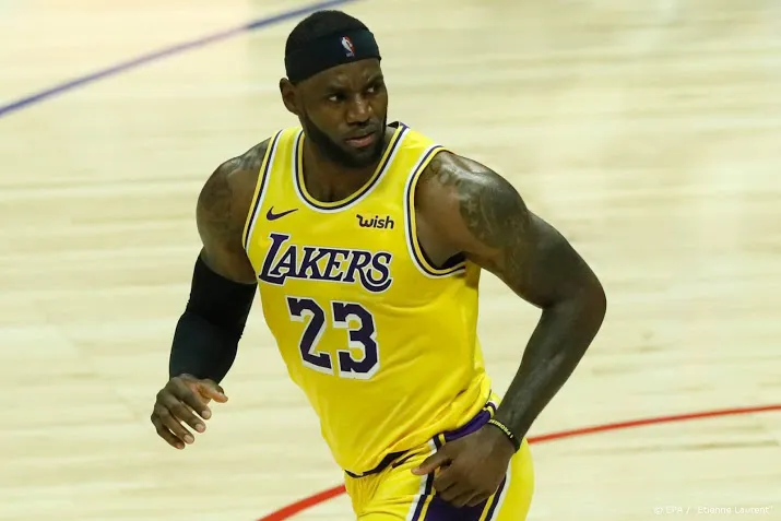 basketballers van lakers blijven winnen