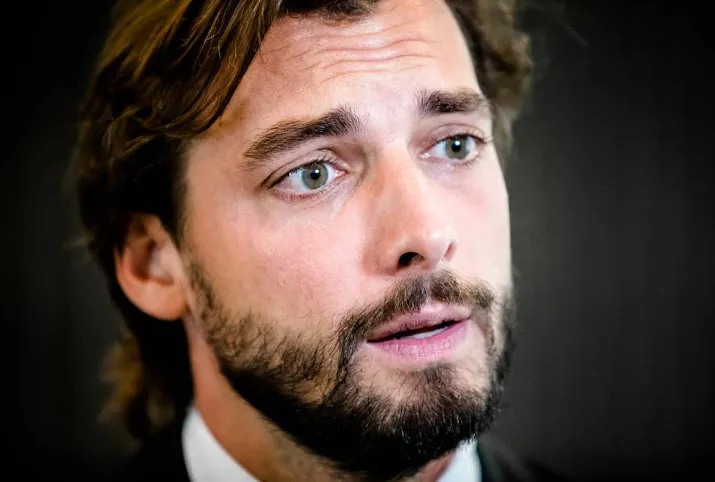 baudet neemt beneden mijn waardigheid terug