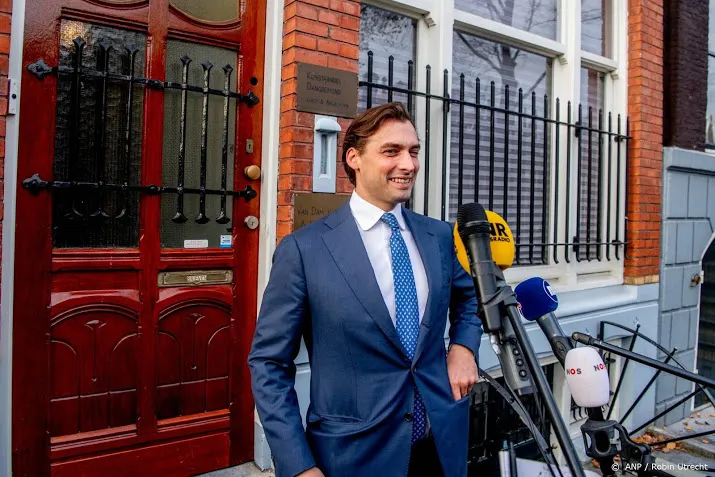 baudet uit partijbestuur forum voor democratie gezet