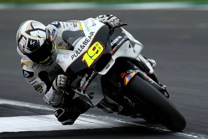 bautista vervangt lorenzo bij ducati