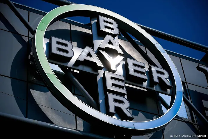 bayer kondigt verdere besparingen aan door crisis