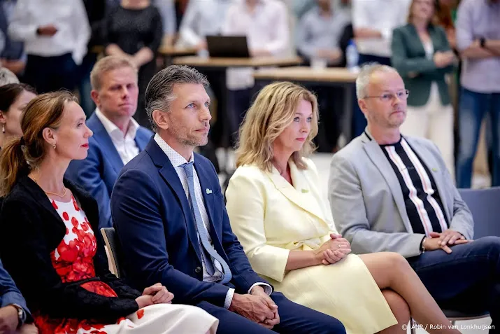 bbb gedeputeerde wil zuid hollandse boeren ademruimte geven